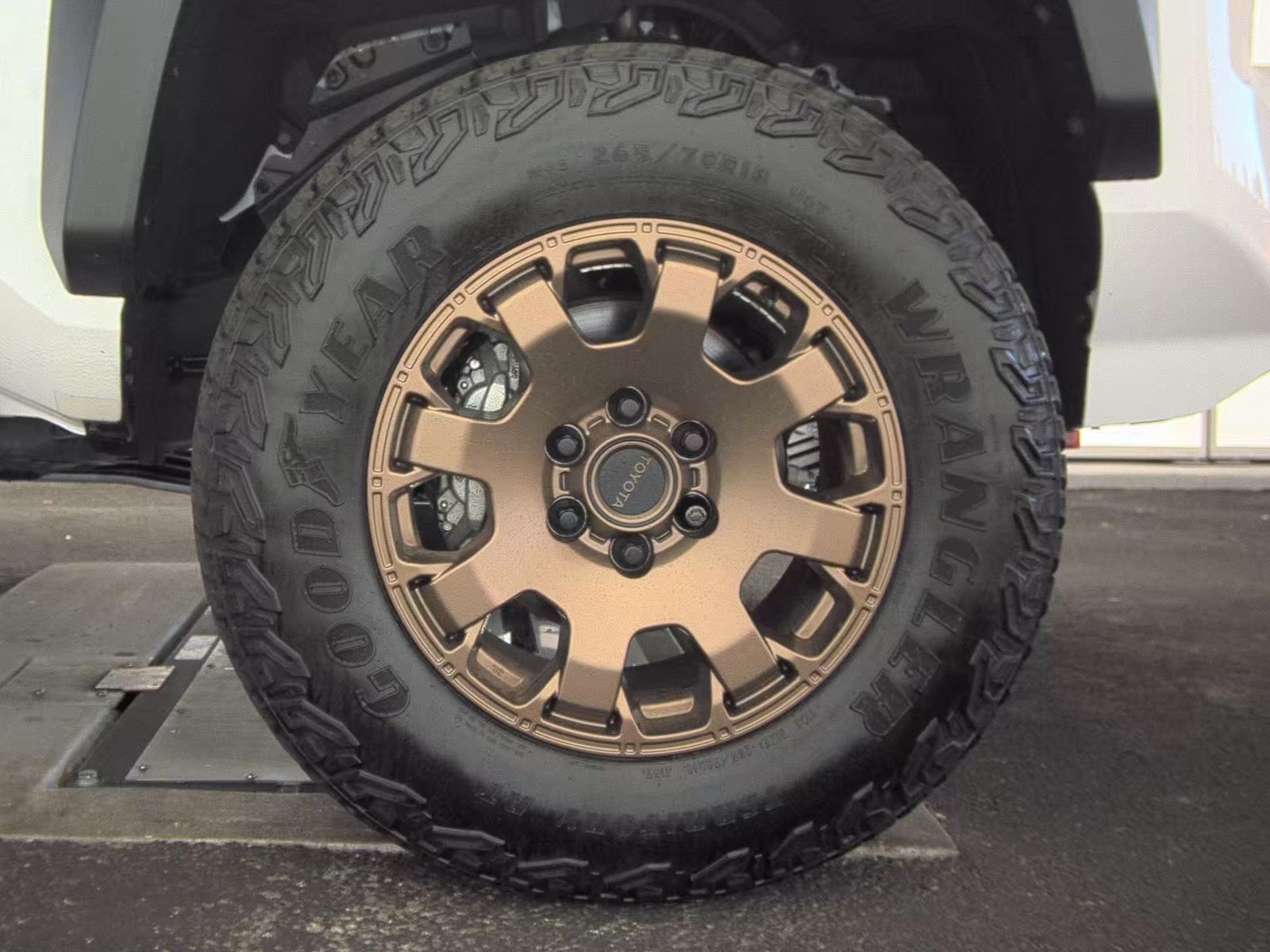 2025 Toyota Tacoma Hybrid Trailhunter AWD