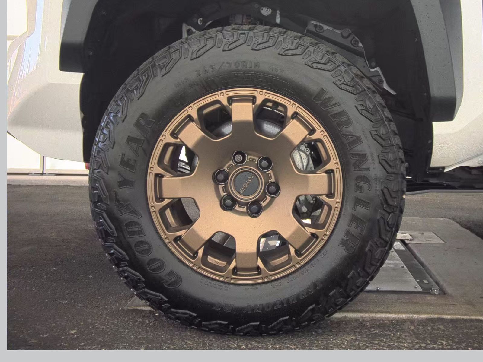 2025 Toyota Tacoma Hybrid Trailhunter AWD