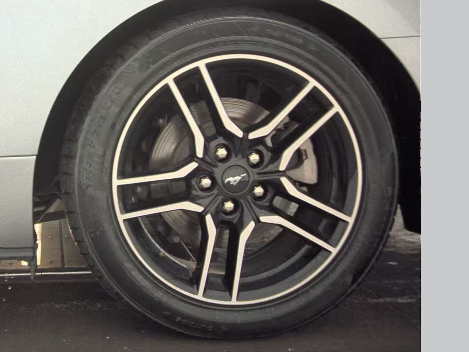 2023 Ford Mustang EcoBoost Premium RWD