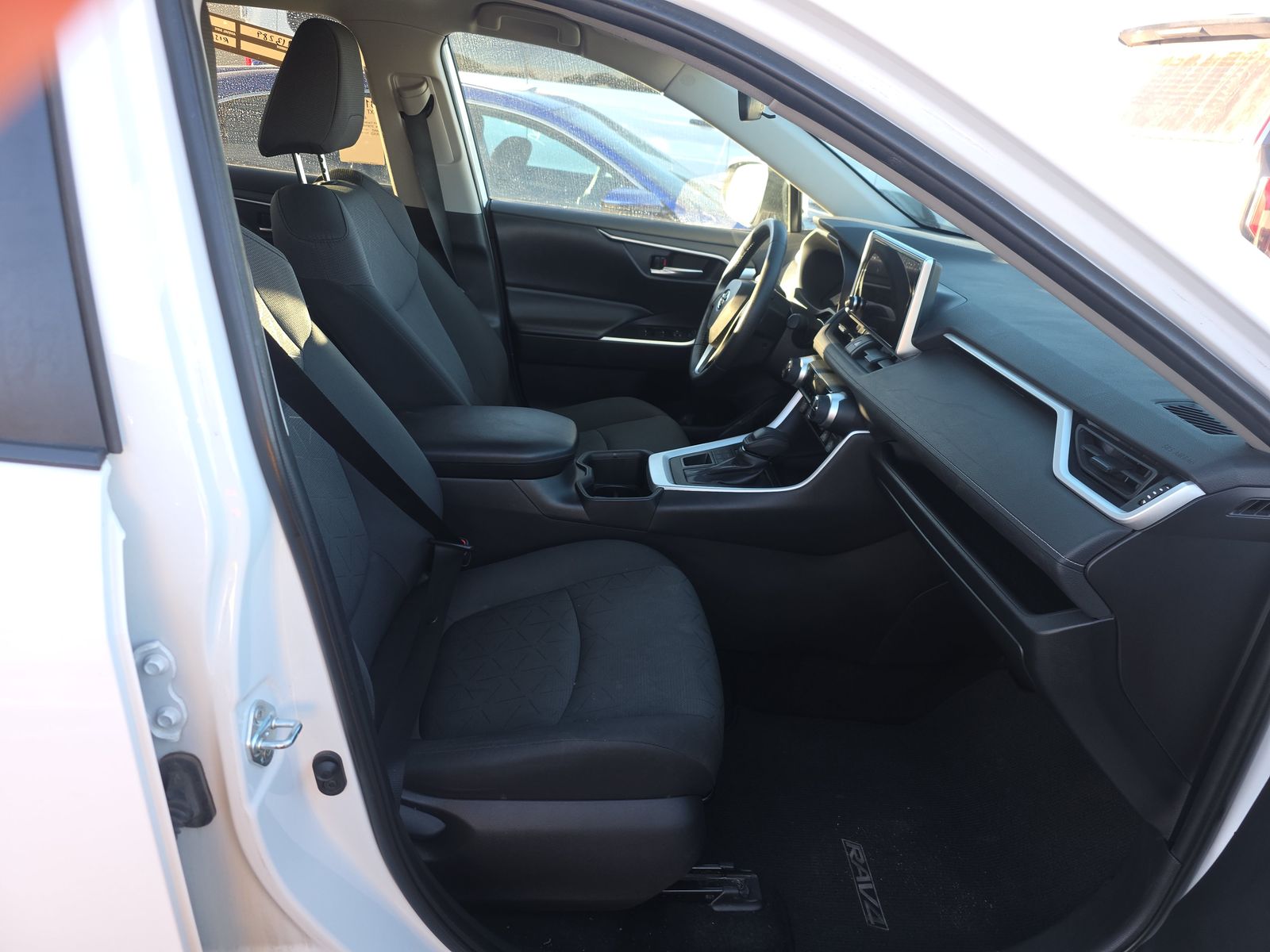 2024 Toyota RAV4 XLE AWD