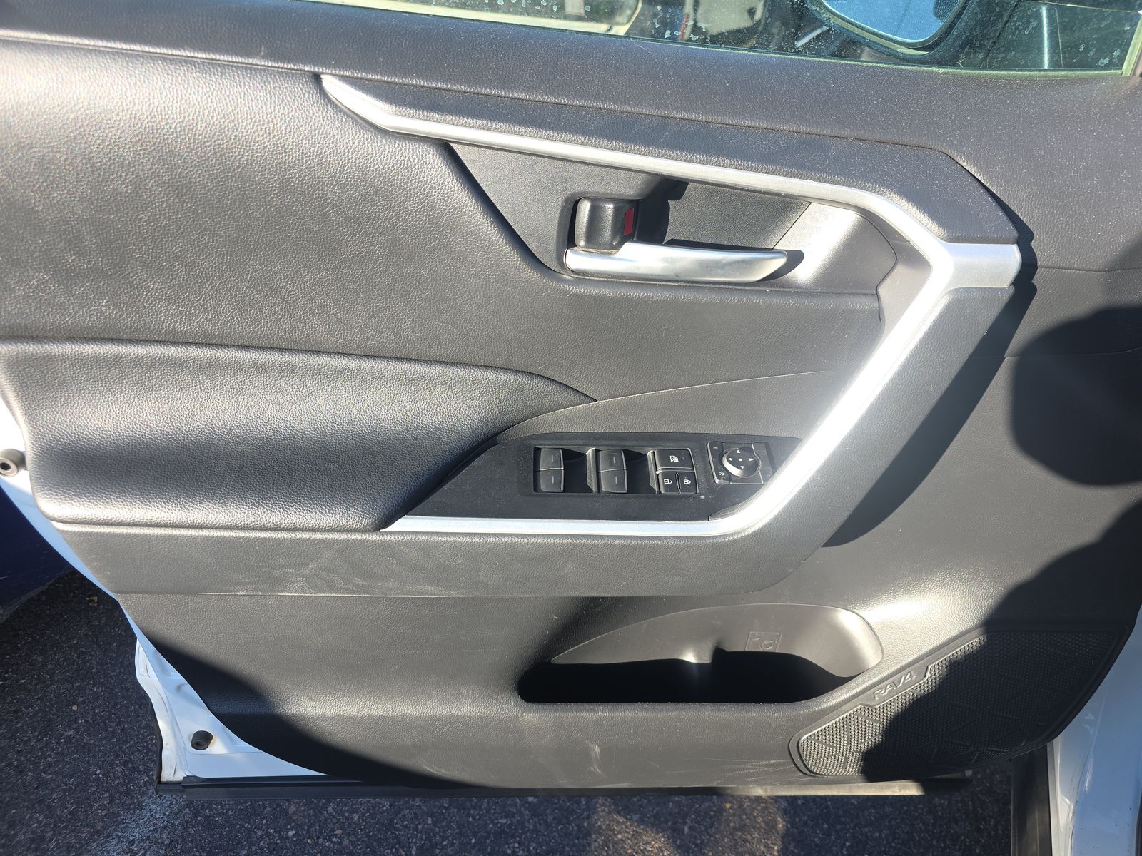 2024 Toyota RAV4 XLE AWD