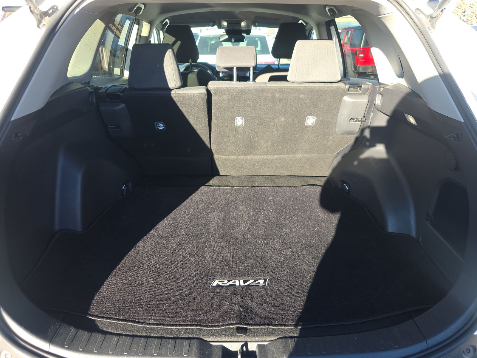 2024 Toyota RAV4 XLE AWD