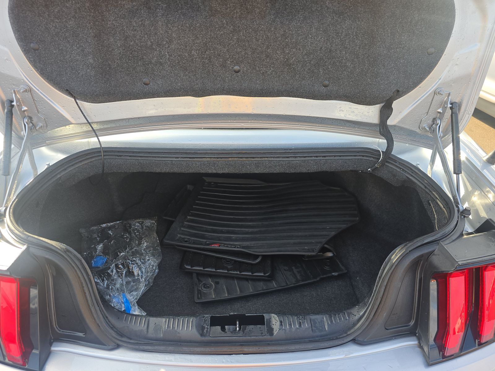 2023 Ford Mustang EcoBoost Premium RWD