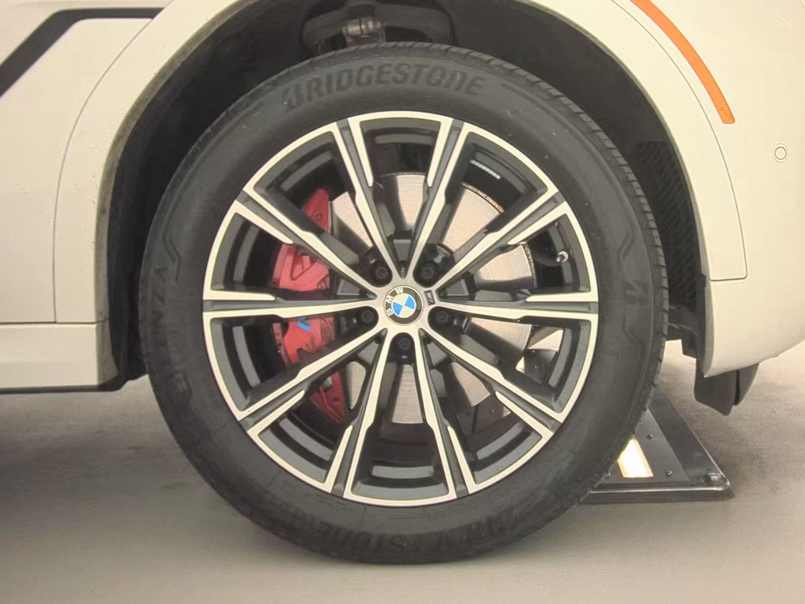 2024 BMW X6 xDrive40i AWD