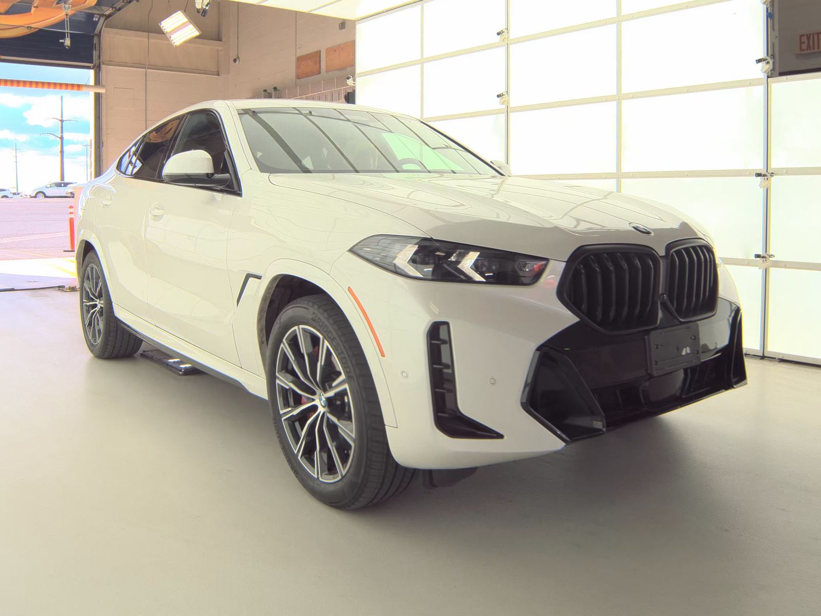 2024 BMW X6 xDrive40i AWD