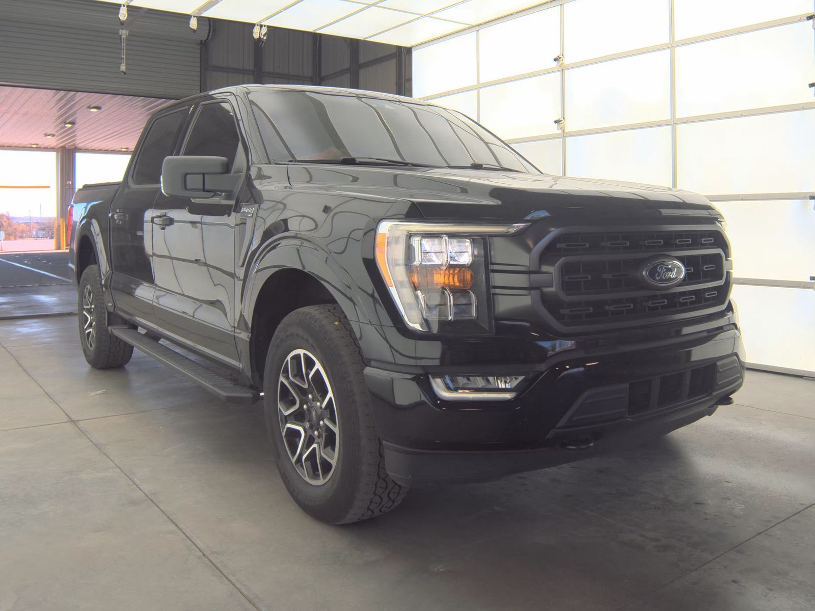 2022 Ford F-150 XLT AWD