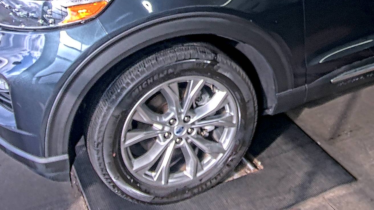 2023 Ford Explorer XLT AWD