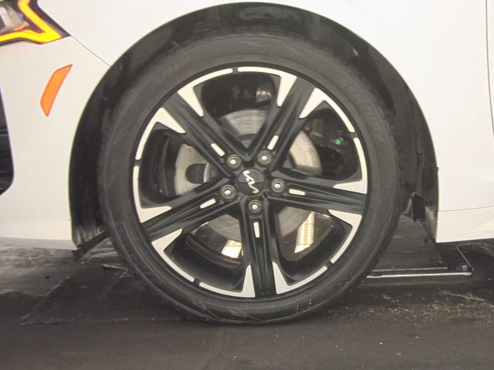 2024 Kia K5 GT-Line FWD