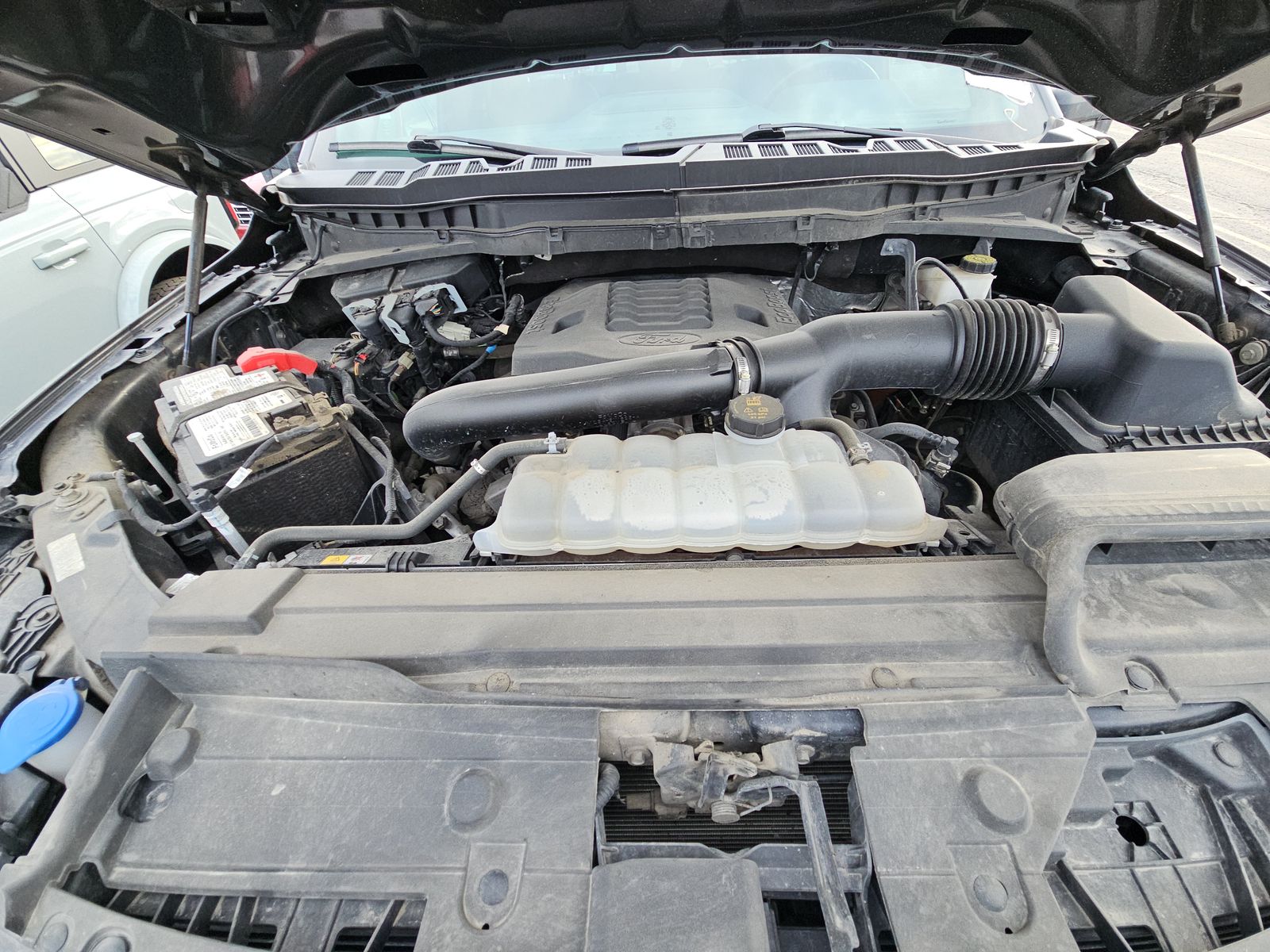 2023 Ford F-150 XLT AWD