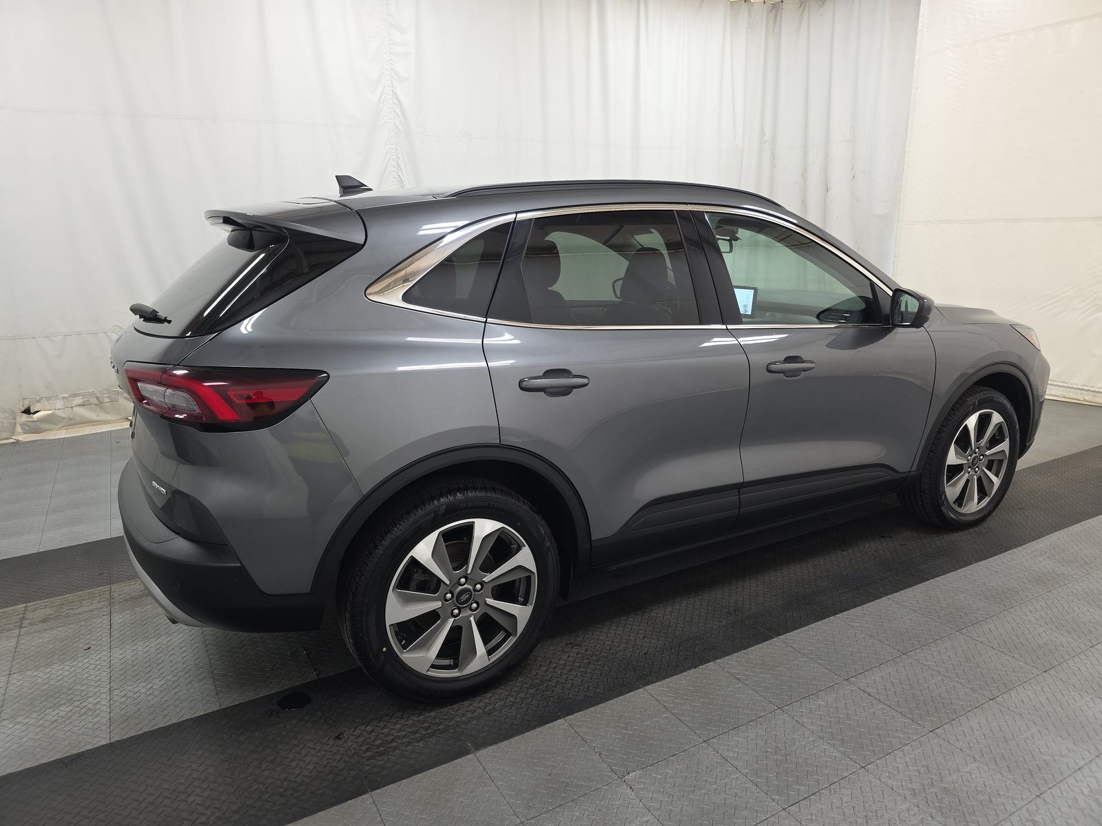 2024 Ford Escape Platinum AWD