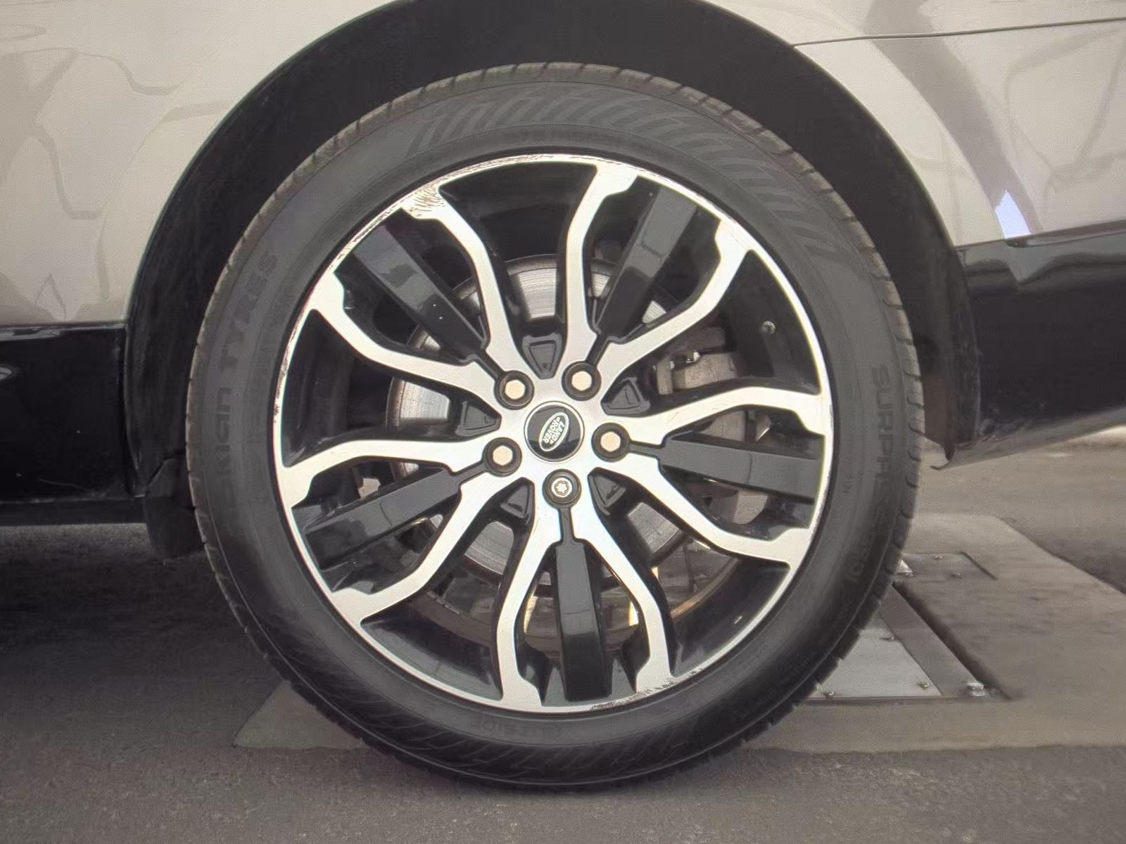 2019 Land Rover Range Rover Sport HSE AWD