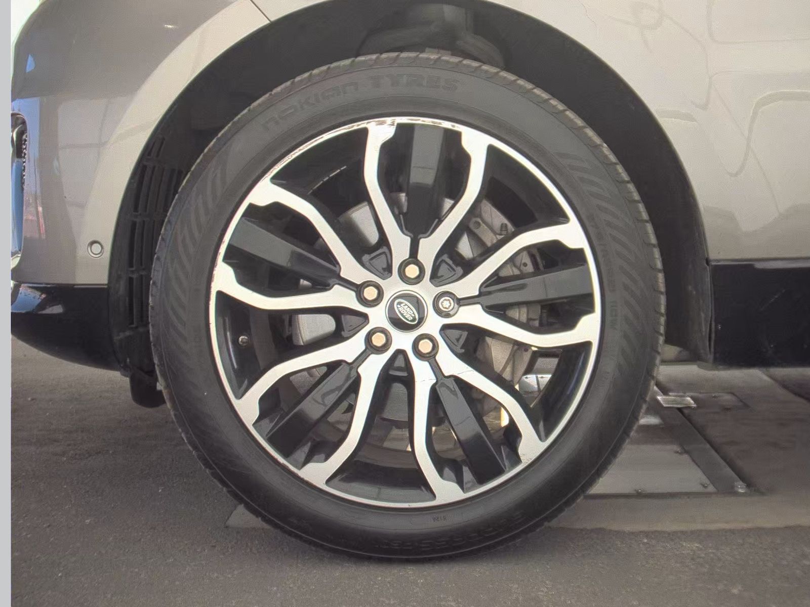 2019 Land Rover Range Rover Sport HSE AWD