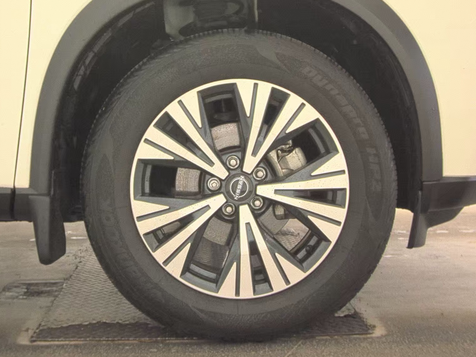 2023 Nissan Rogue SV AWD