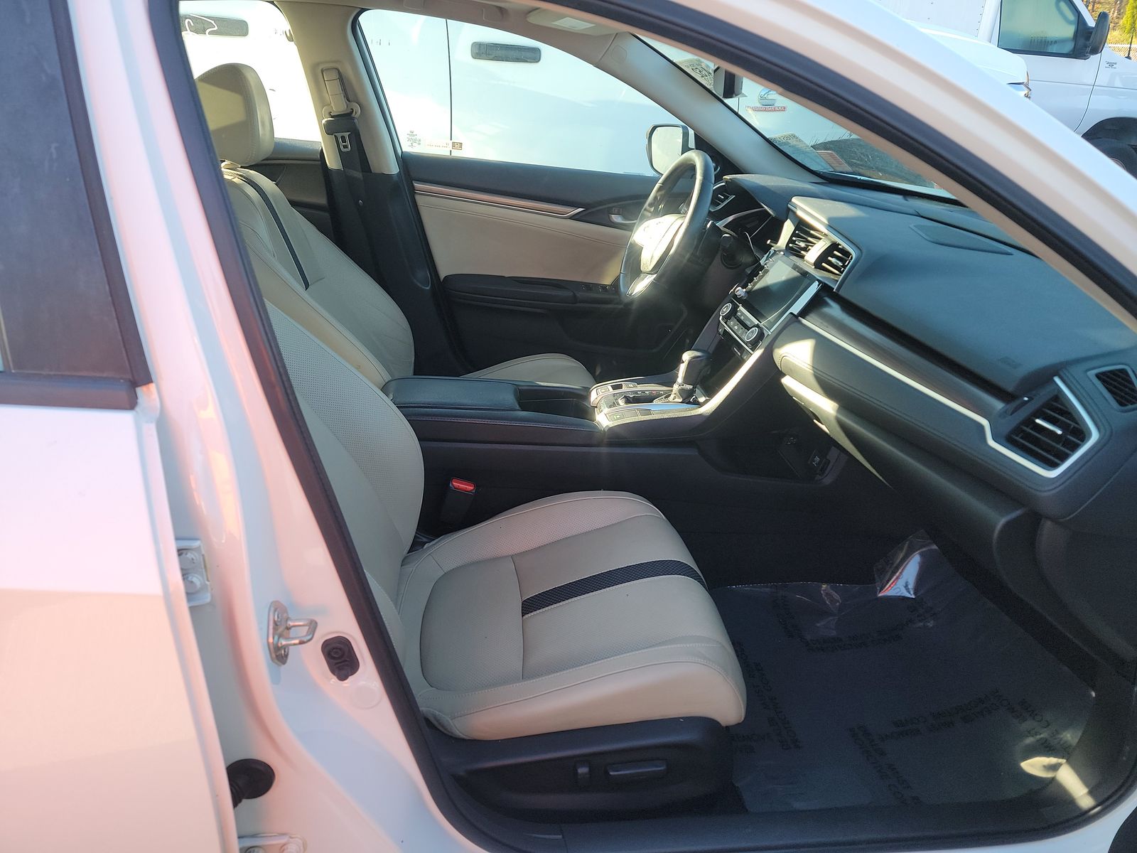 2020 Honda Civic Touring FWD