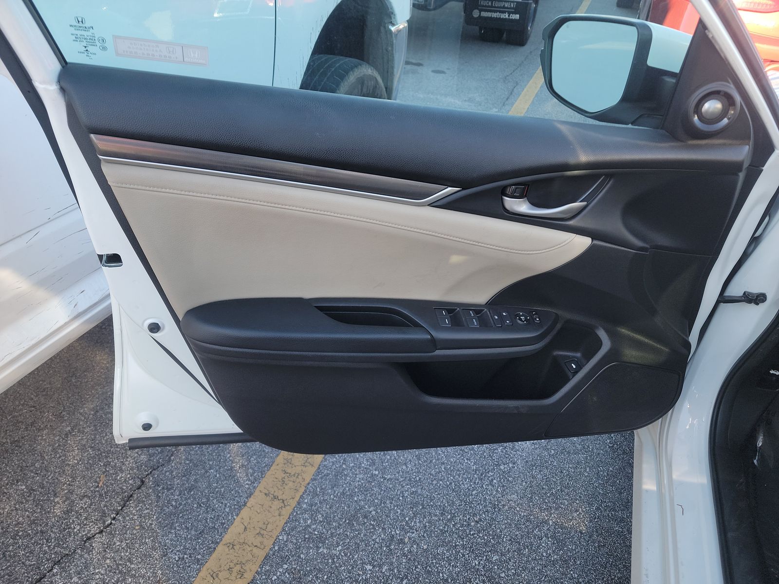 2020 Honda Civic Touring FWD