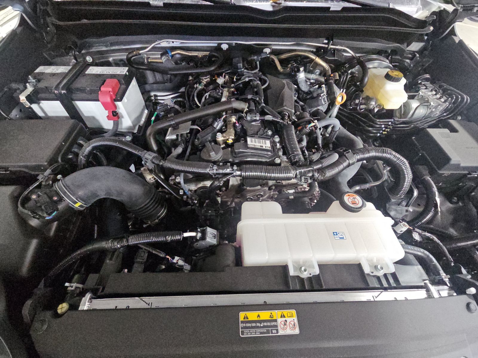 2025 Toyota Tacoma SR5 RWD