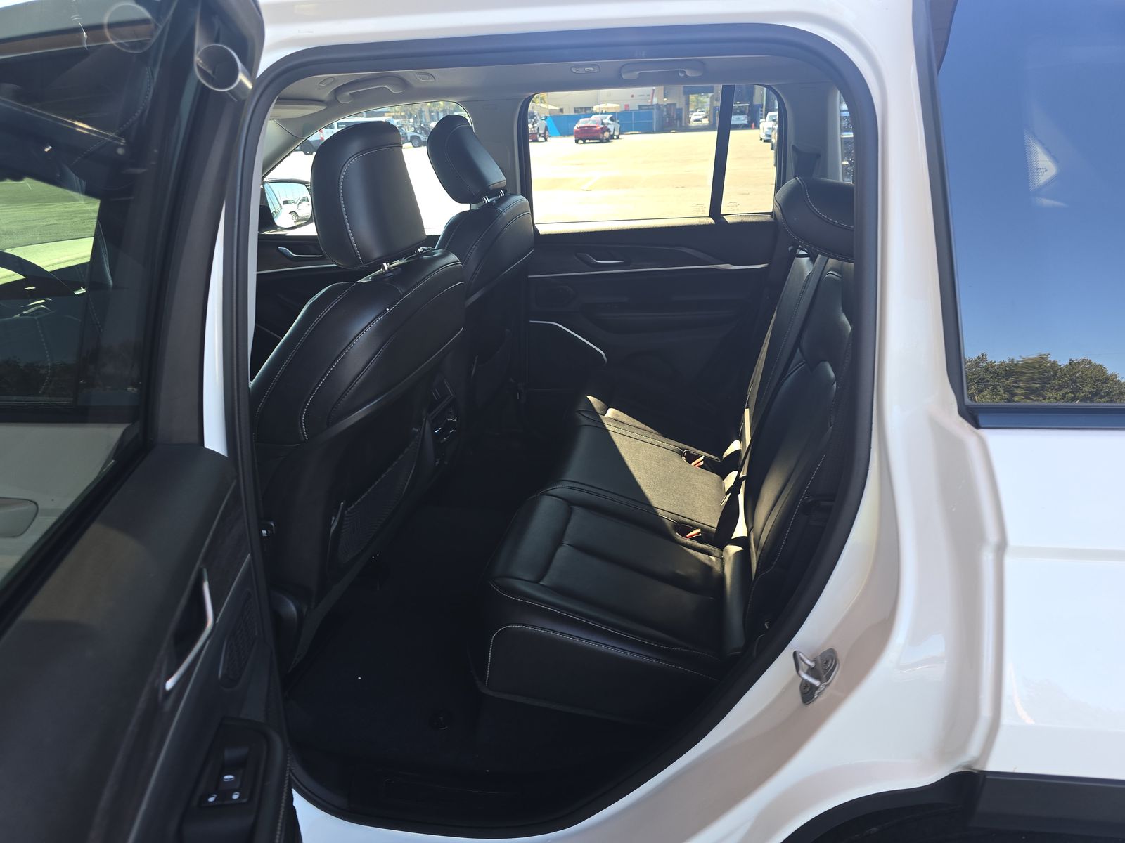 2022 Jeep Grand Cherokee Limited RWD