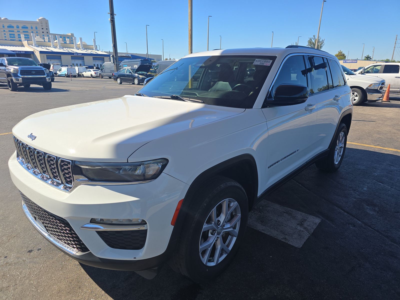 2022 Jeep Grand Cherokee Limited RWD