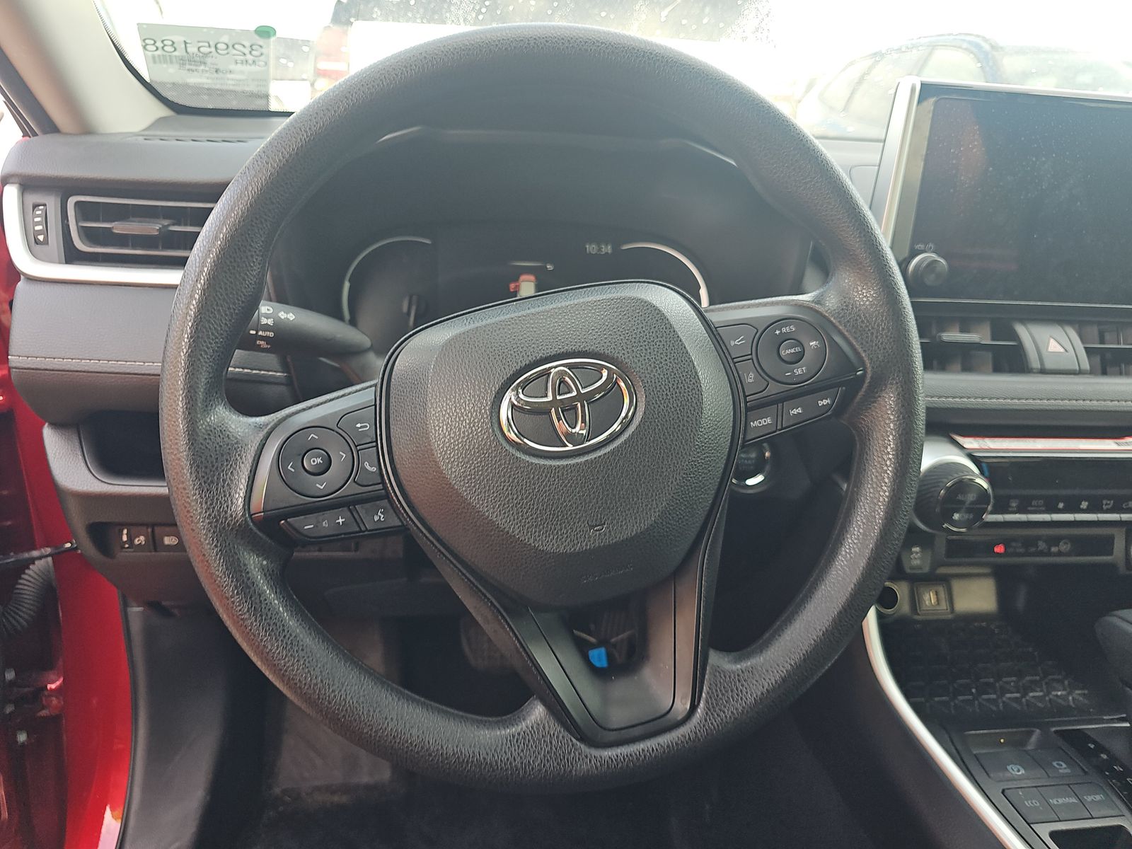 2025 Toyota RAV4 XLE FWD