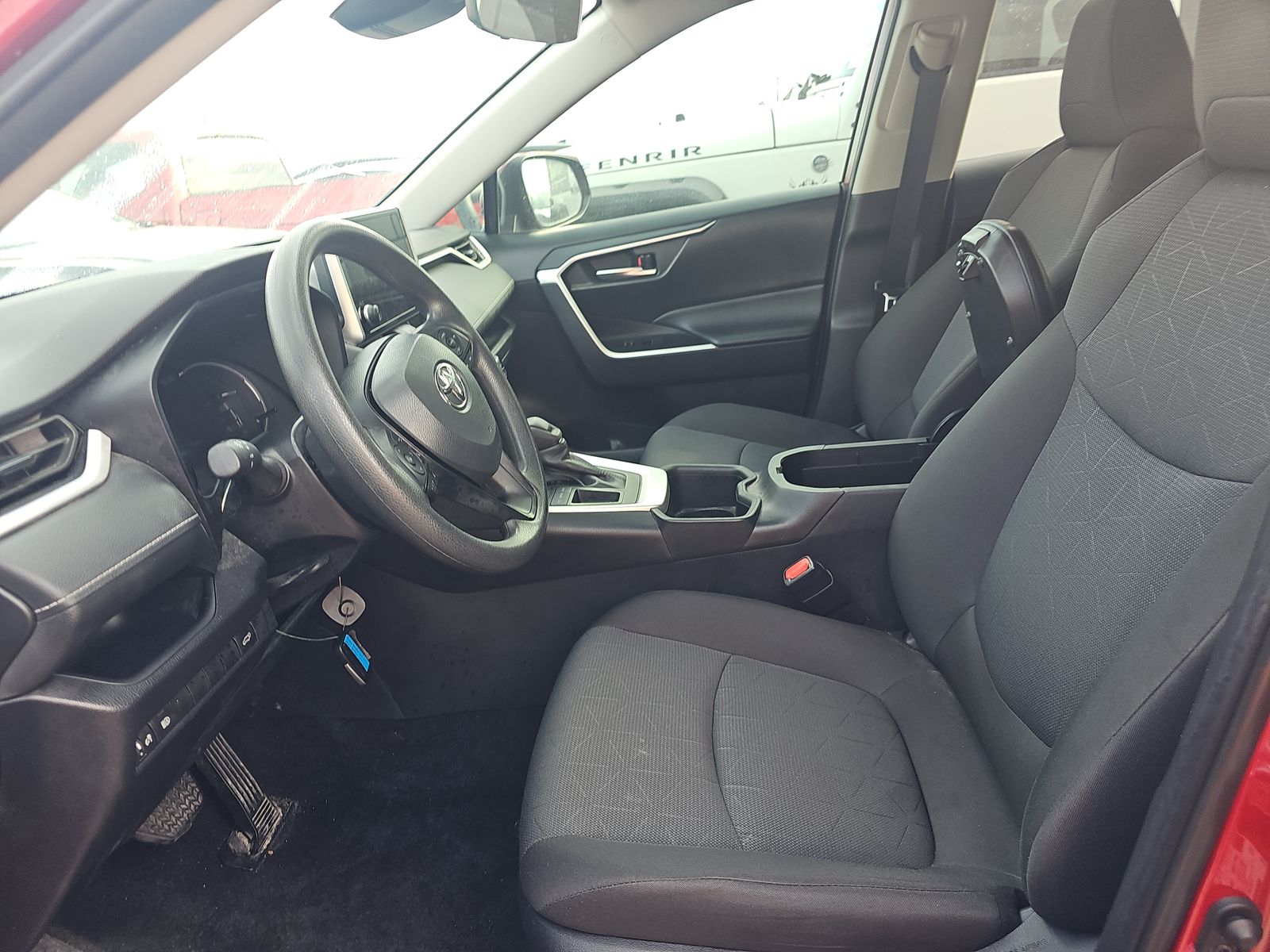 2025 Toyota RAV4 XLE FWD