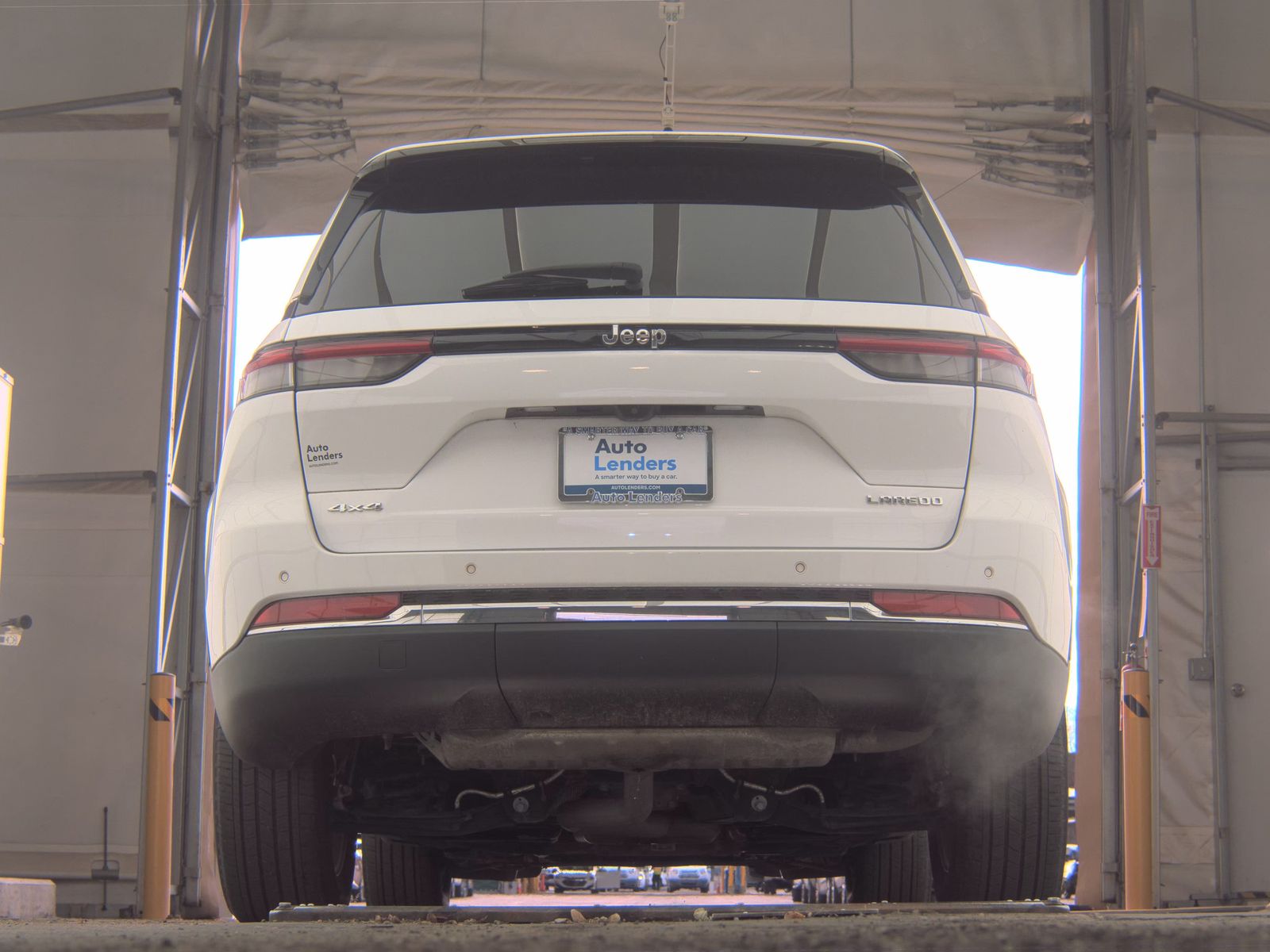 2023 Jeep Grand Cherokee Laredo AWD