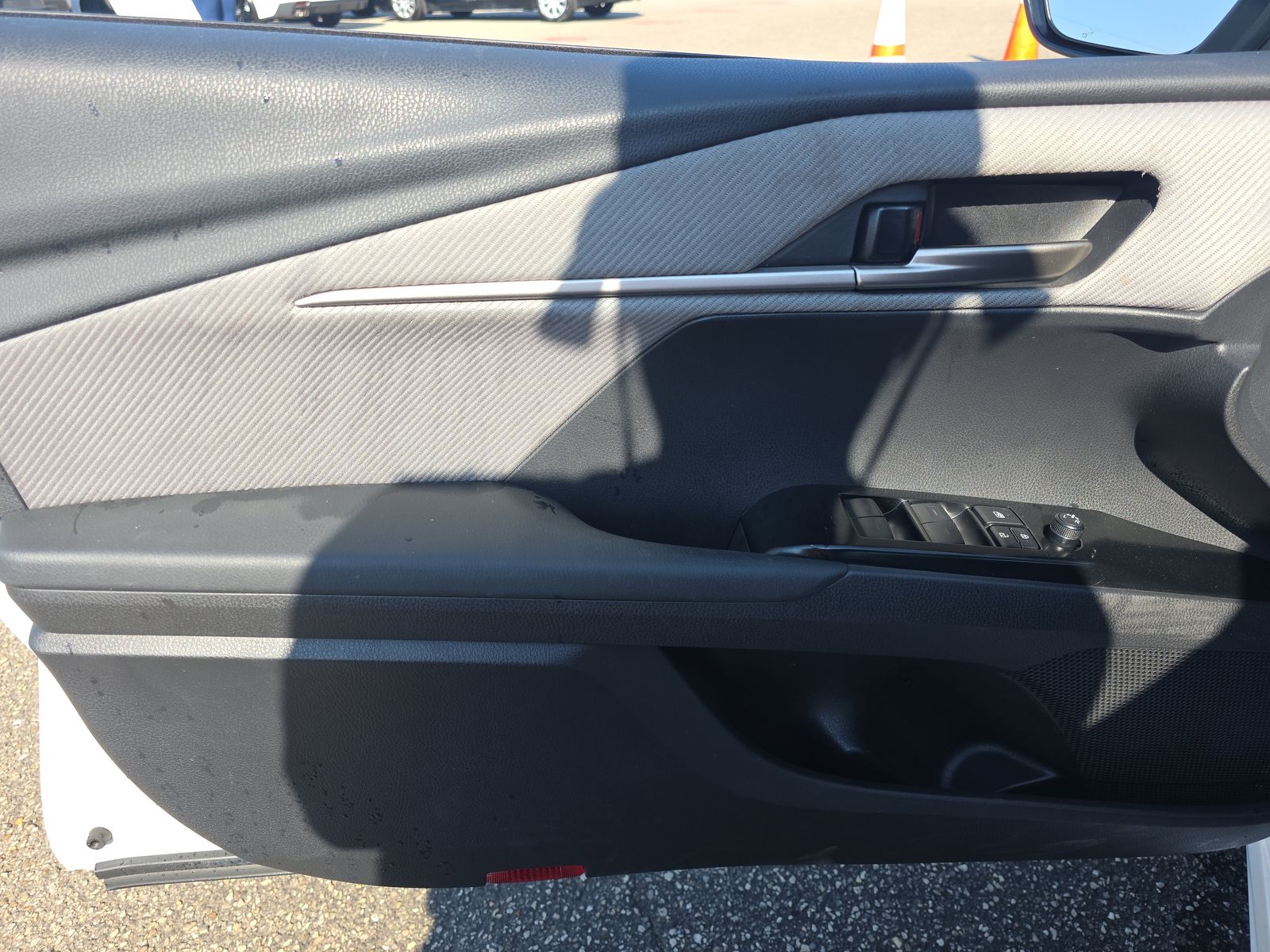 2025 Toyota Camry SE FWD