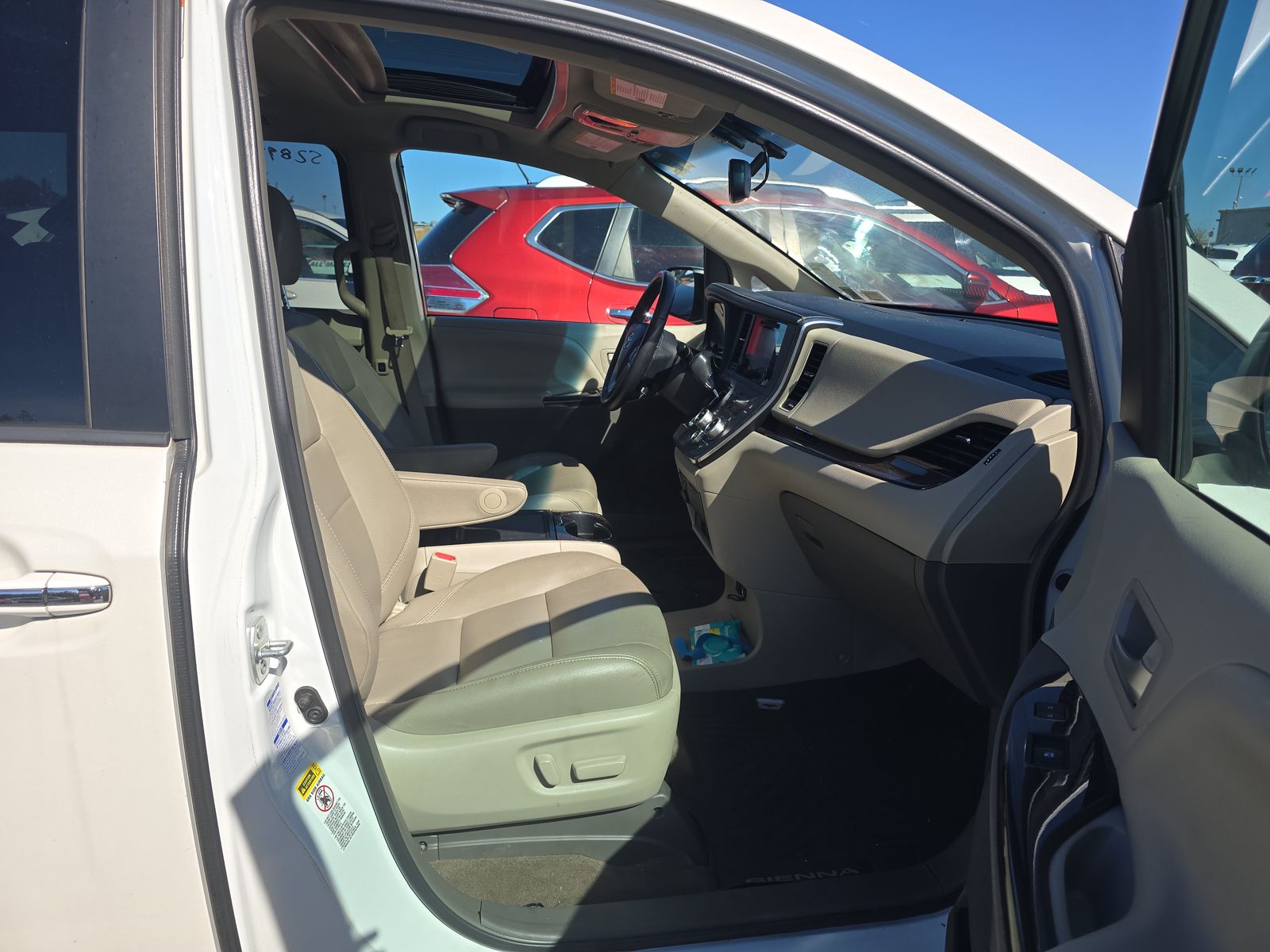 2017 Toyota Sienna XLE Premium AWD