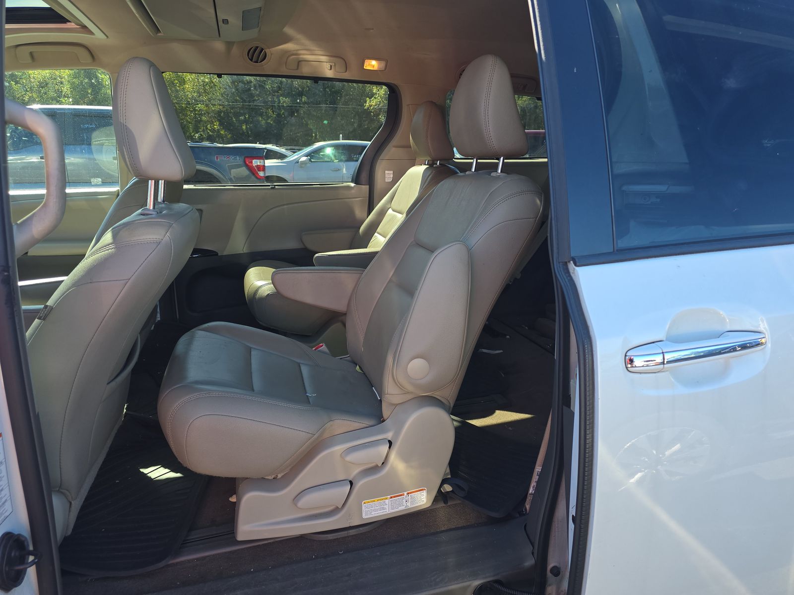 2017 Toyota Sienna XLE Premium AWD