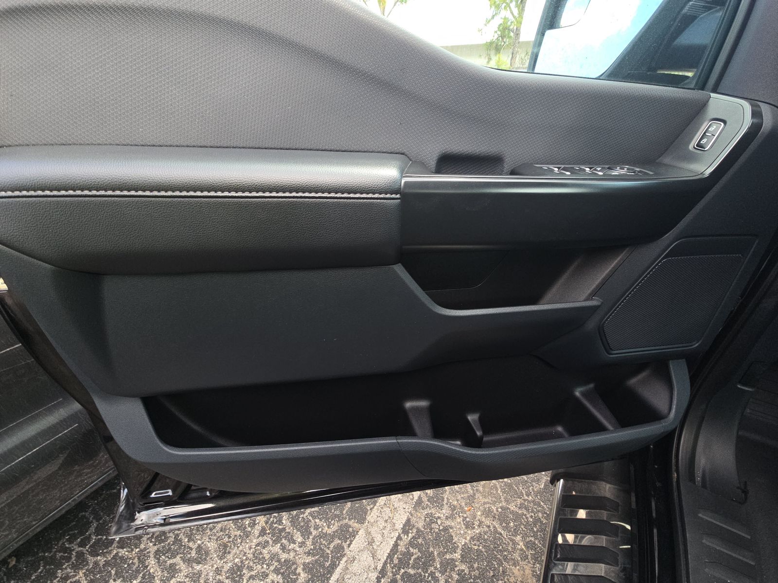 2023 Ford F-150 XL RWD