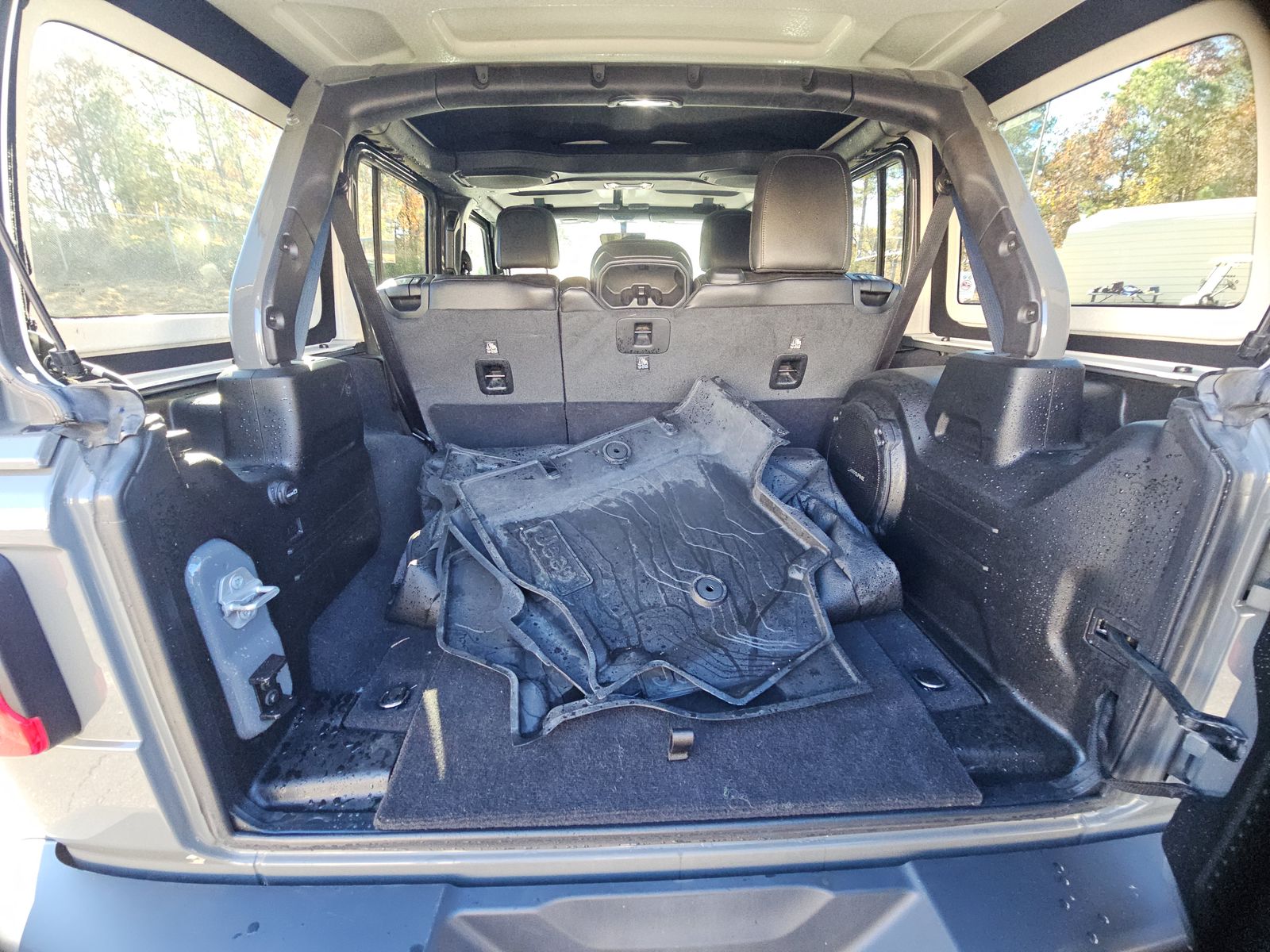 2020 Jeep Wrangler Unlimited Sahara Altitude Edition AWD