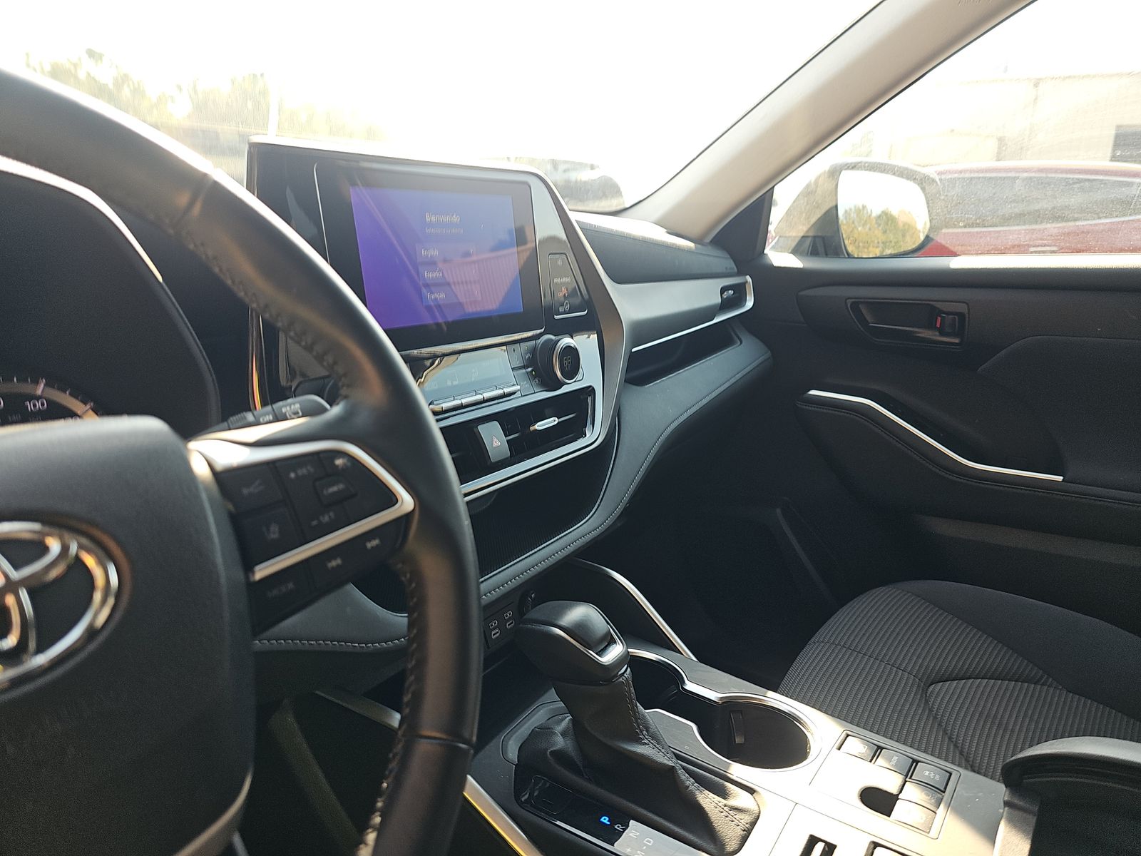 2024 Toyota Highlander LE AWD