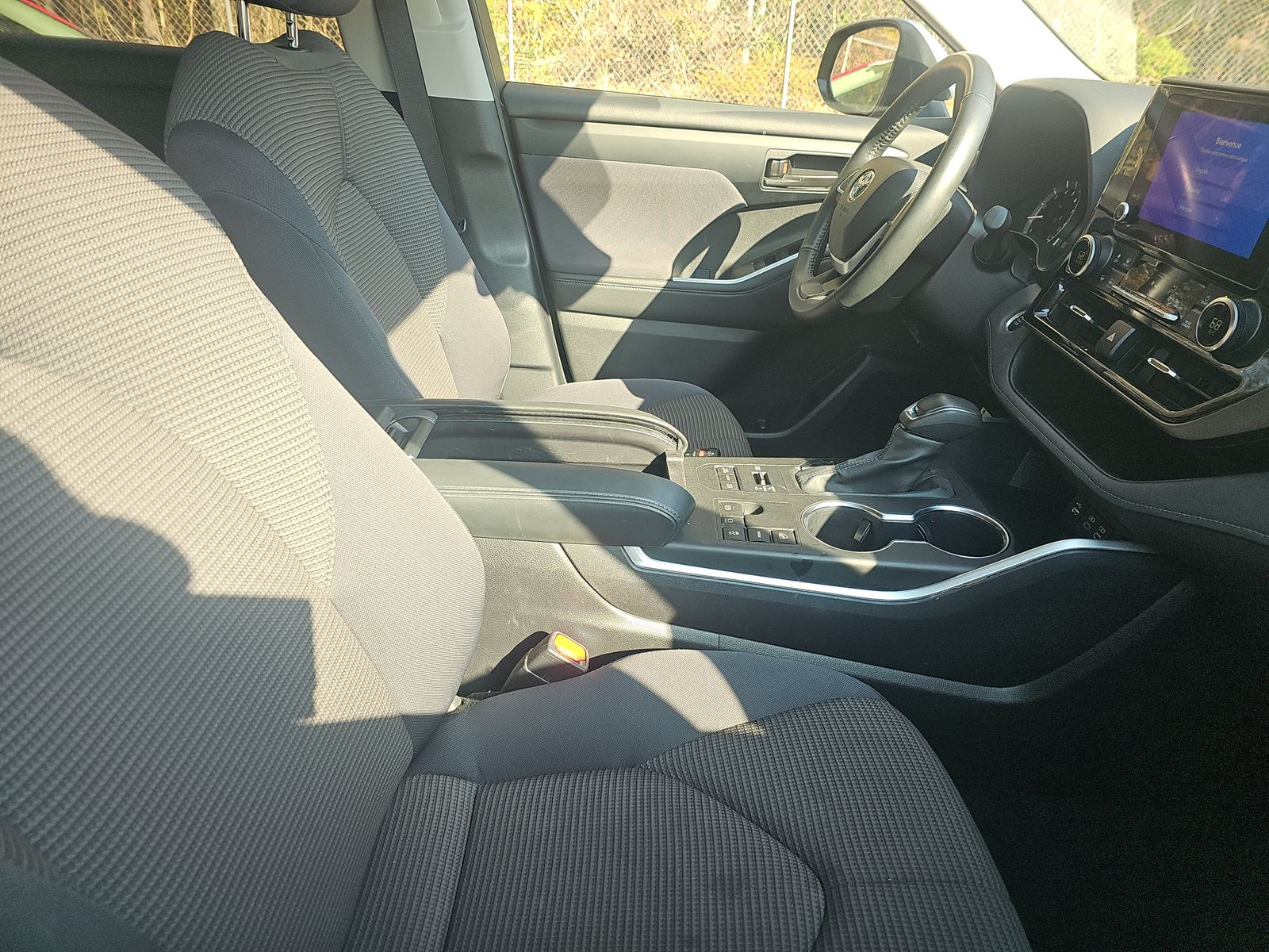 2024 Toyota Highlander LE AWD