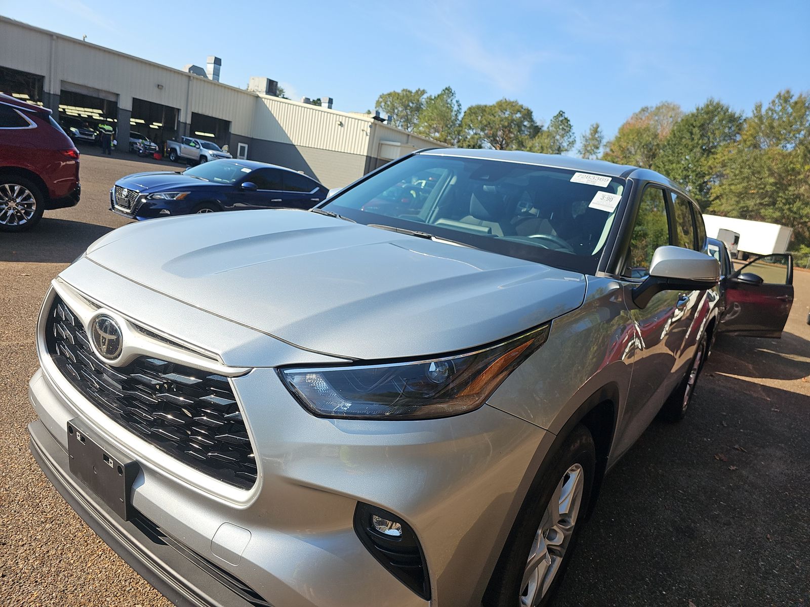 2024 Toyota Highlander LE AWD