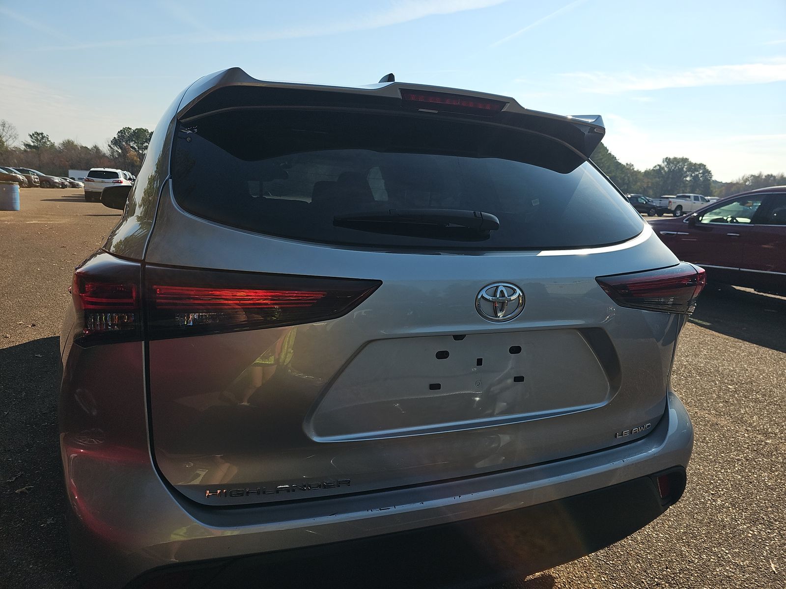 2024 Toyota Highlander LE AWD