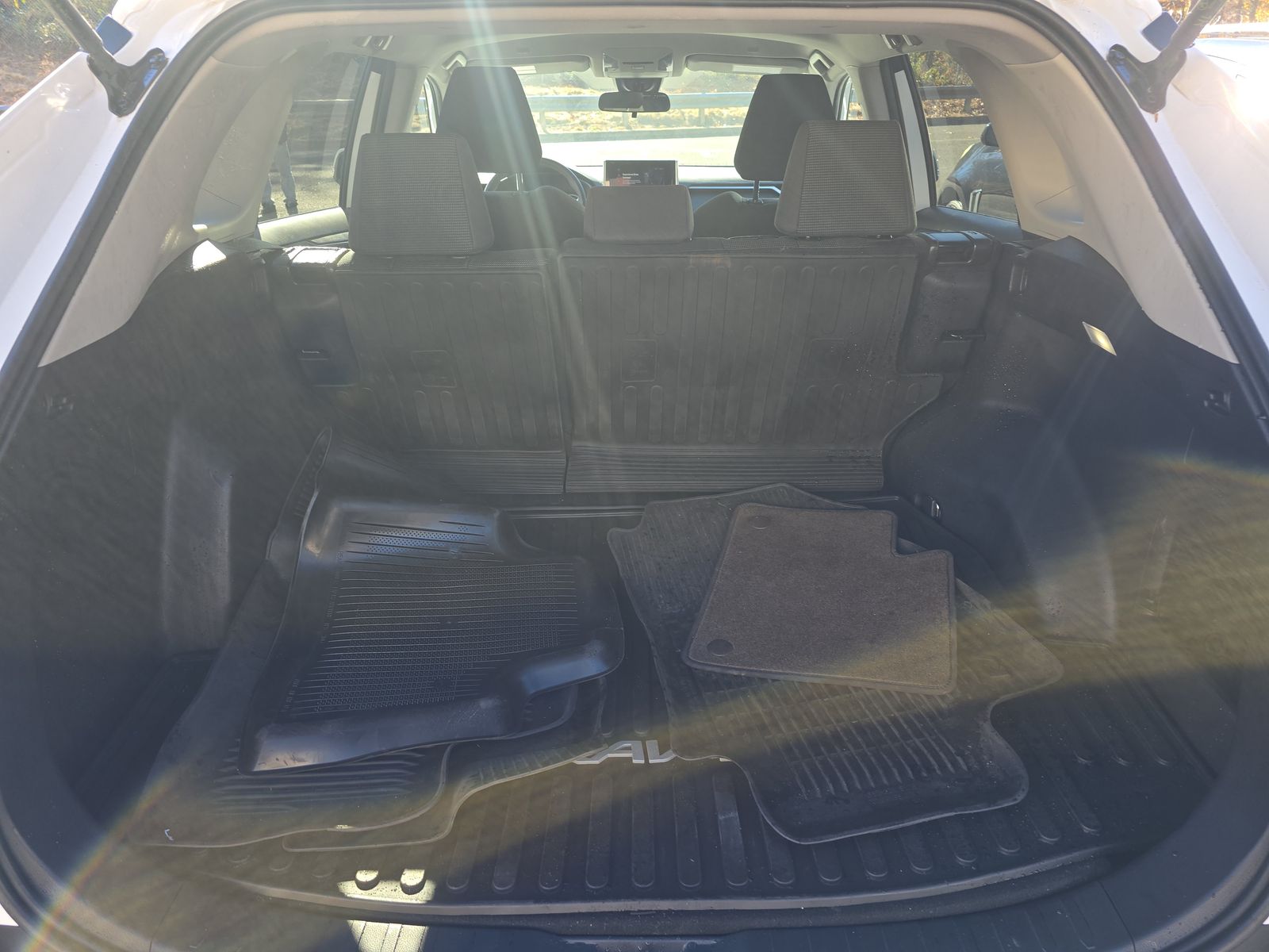 2024 Toyota RAV4 Hybrid LE AWD