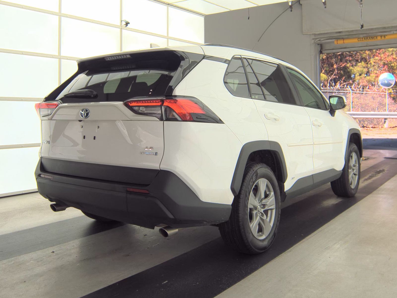 2024 Toyota RAV4 Hybrid LE AWD