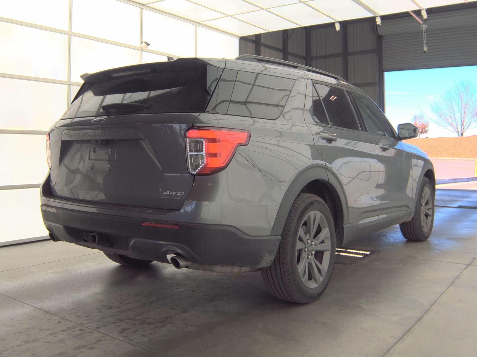 2023 Ford Explorer XLT AWD