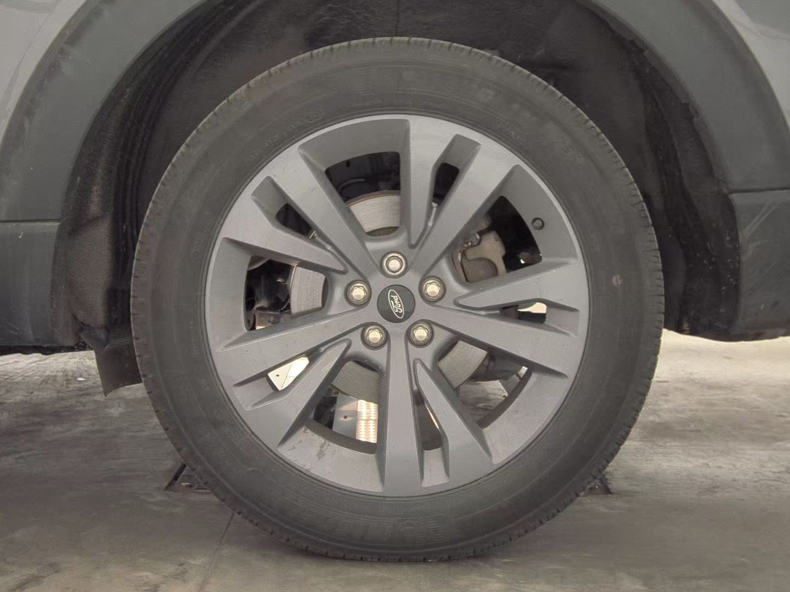 2023 Ford Explorer XLT AWD