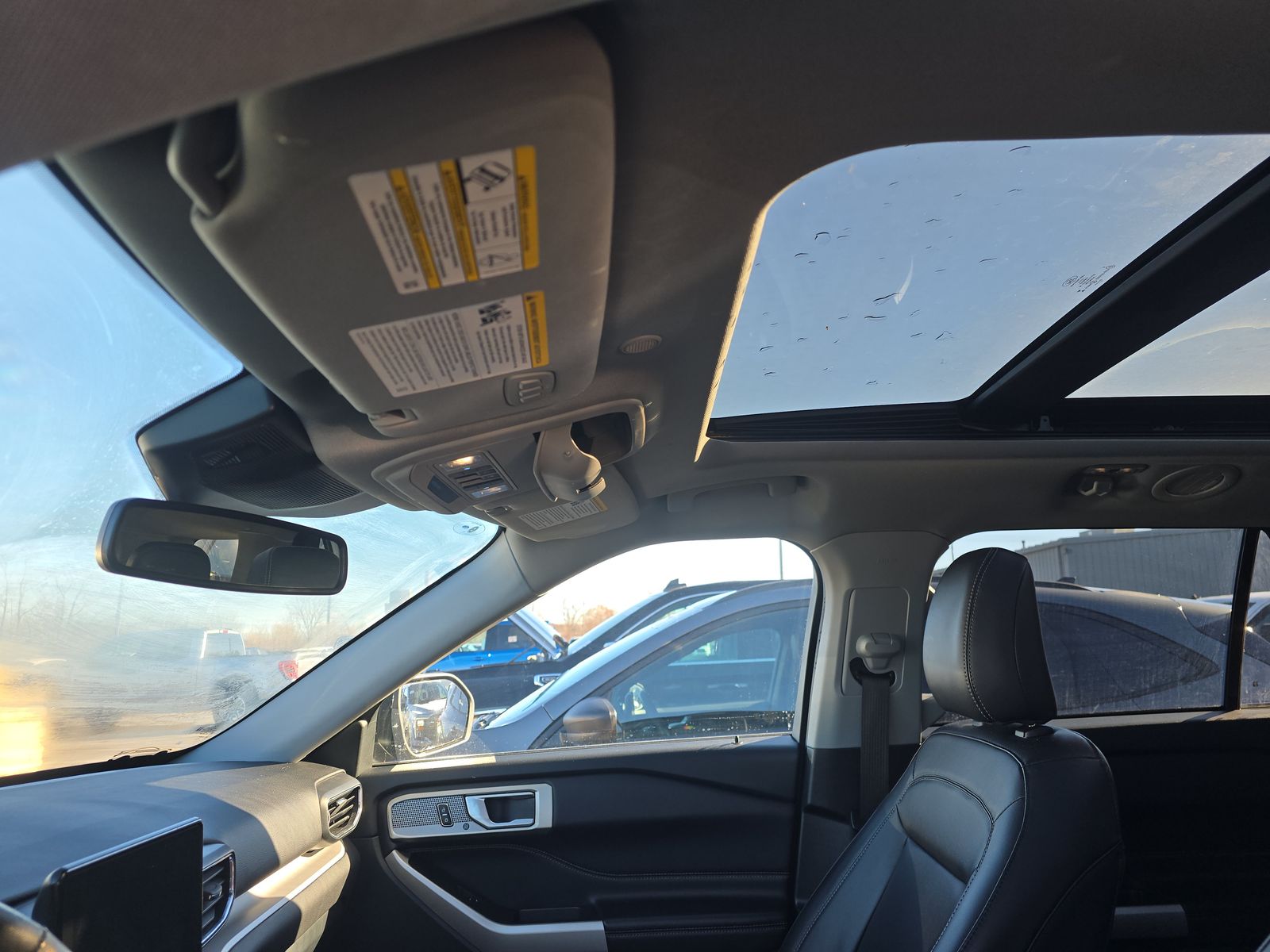 2023 Ford Explorer XLT AWD