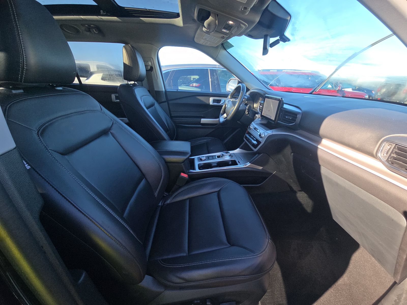 2023 Ford Explorer XLT AWD