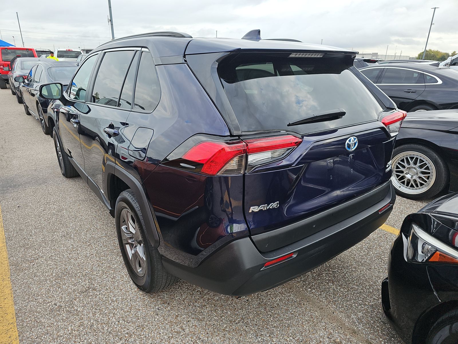 2024 Toyota RAV4 Hybrid XLE AWD