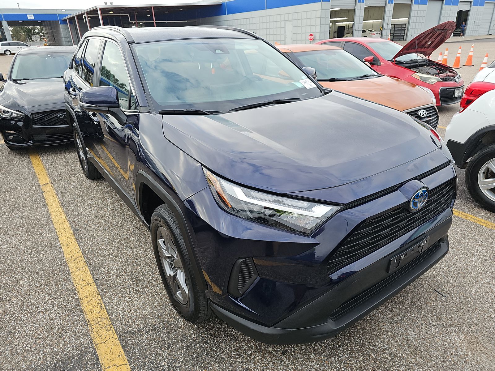 2024 Toyota RAV4 Hybrid XLE AWD