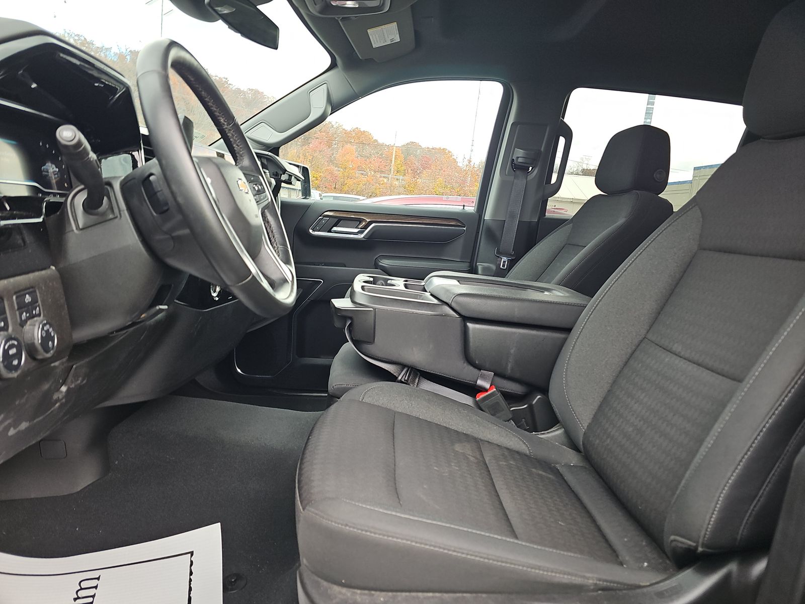 2023 Chevrolet Silverado 1500 LT AWD