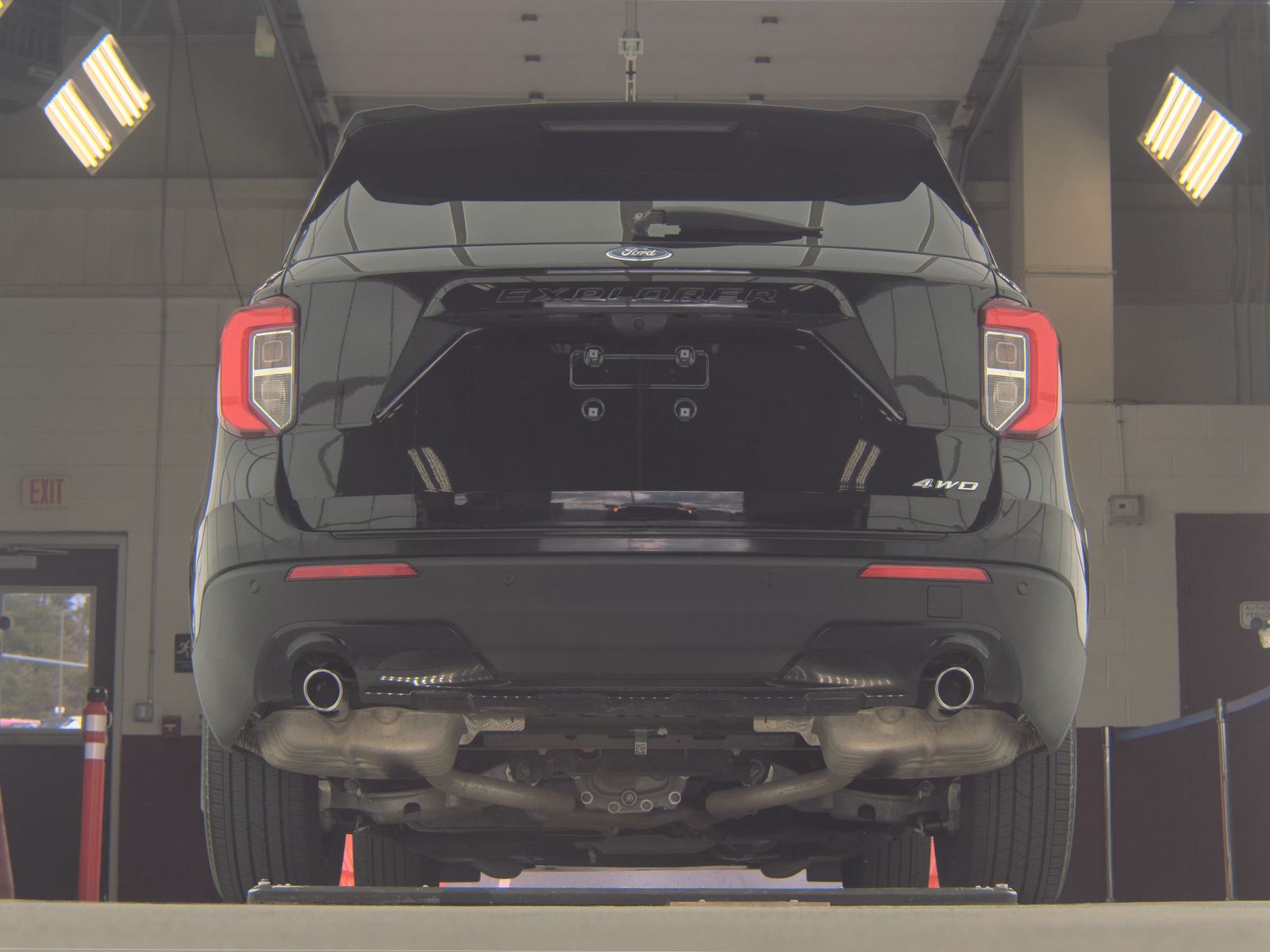 2022 Ford Explorer ST-Line AWD