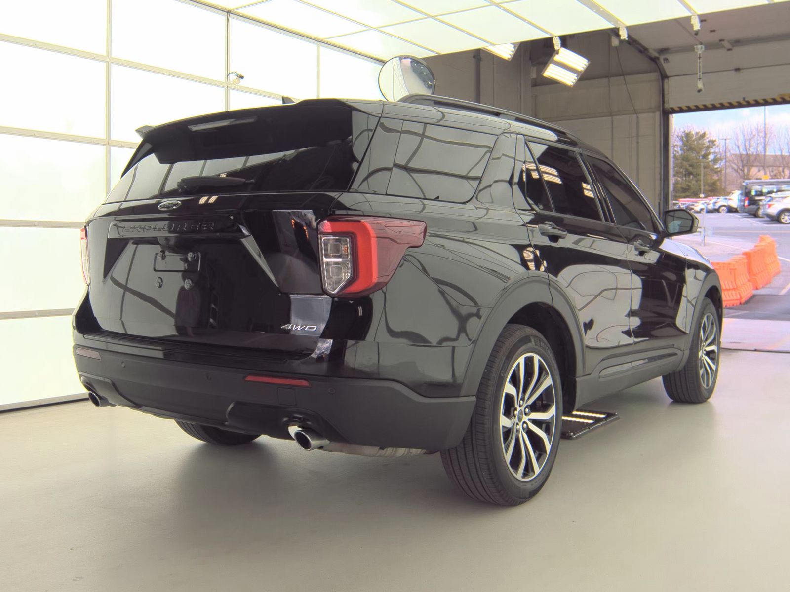 2022 Ford Explorer ST-Line AWD