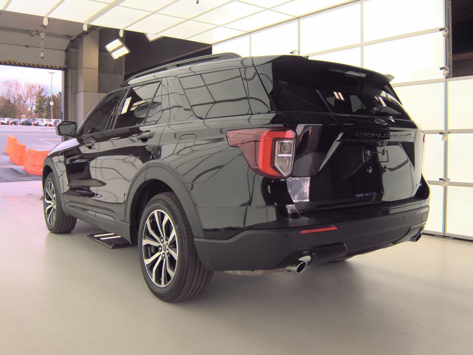 2022 Ford Explorer ST-Line AWD