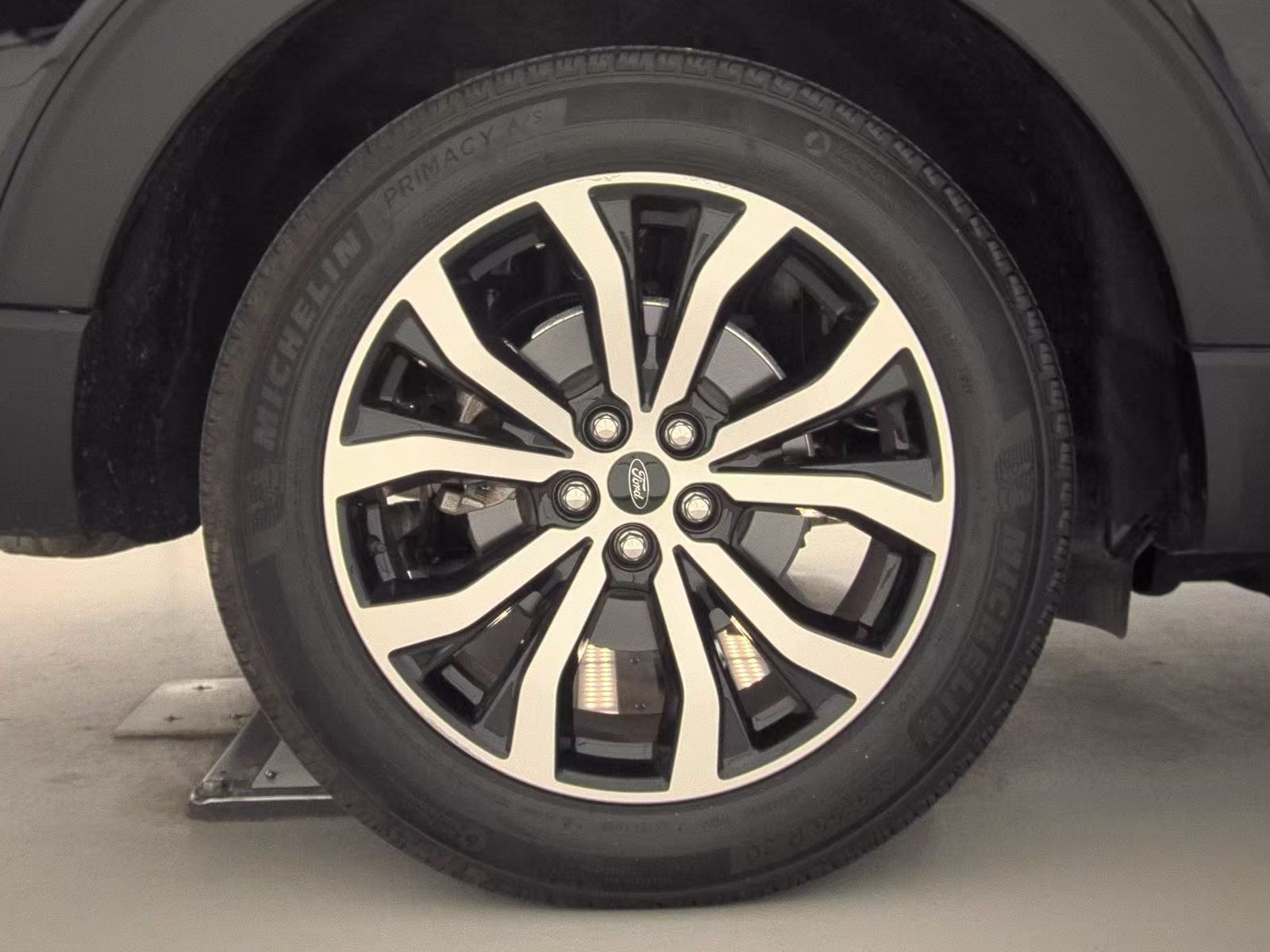 2022 Ford Explorer ST-Line AWD