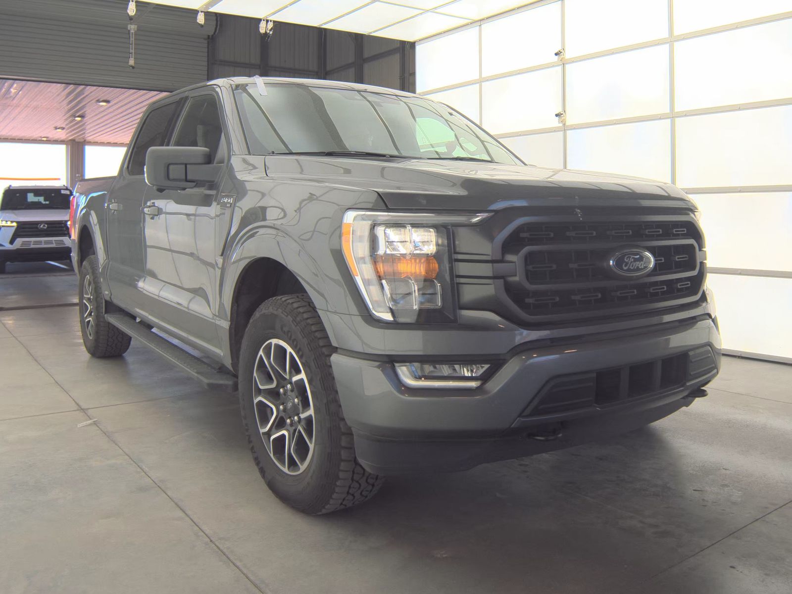 2023 Ford F-150 XLT AWD