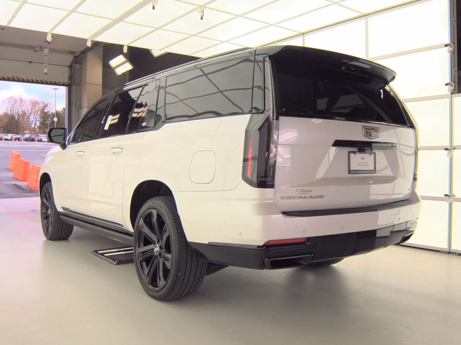 2025 Cadillac Escalade ESV Sport Platinum AWD