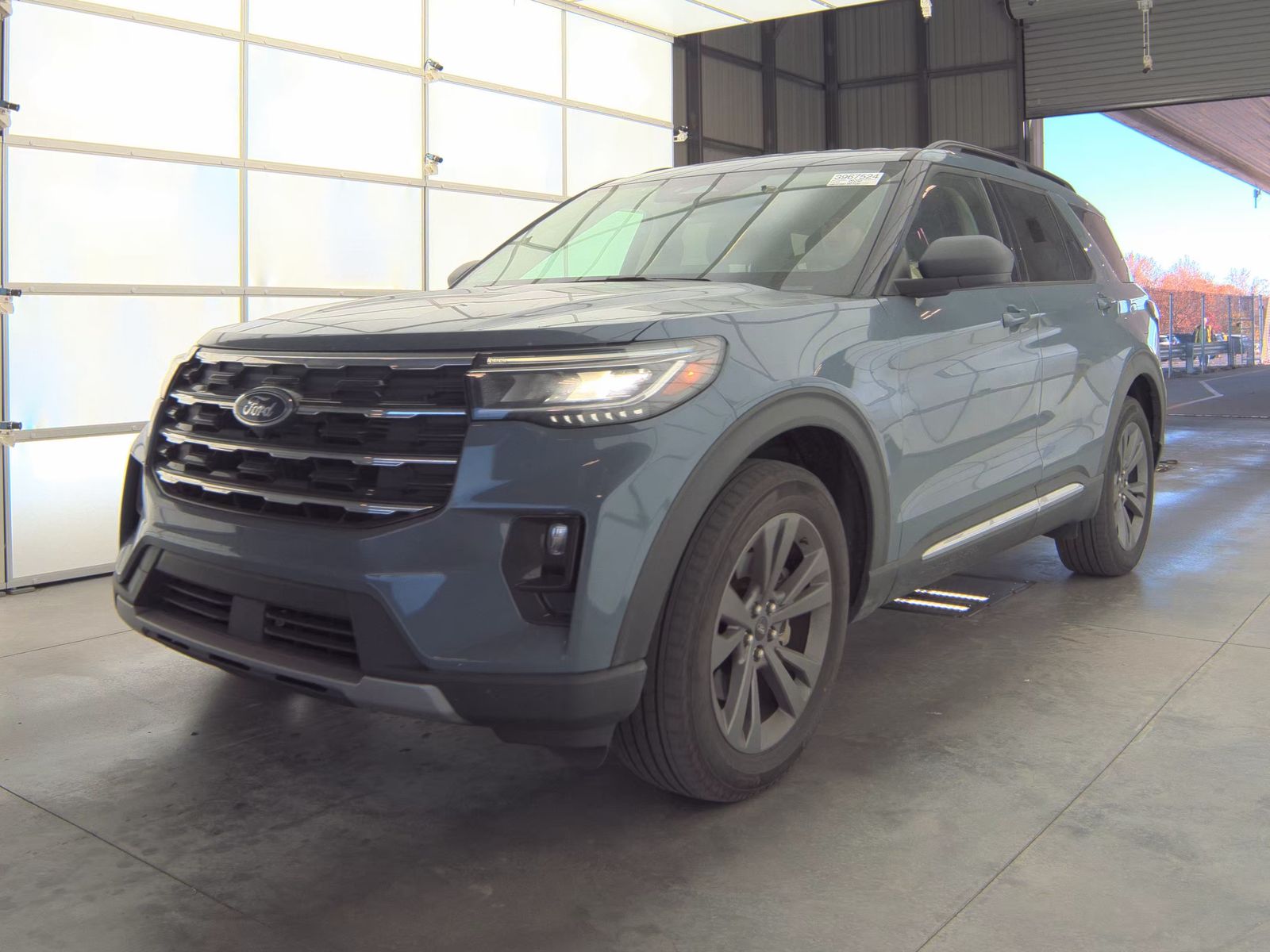 2025 Ford Explorer Active AWD